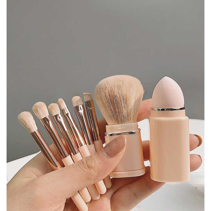NNEDSZ Pink 8-in-1 Retractable Mini Makeup Brush Set with Protective Cover - Compact Design for Travel and On-the-Go Touchups-2